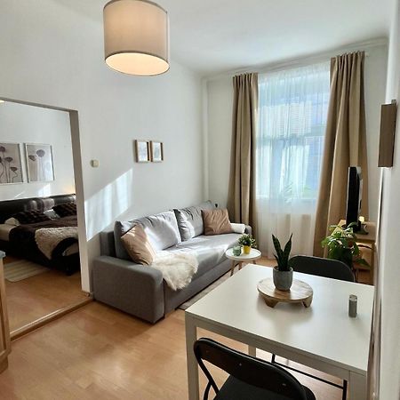 Apartment Caroline - Old Town, Ac Pozsony Kültér fotó