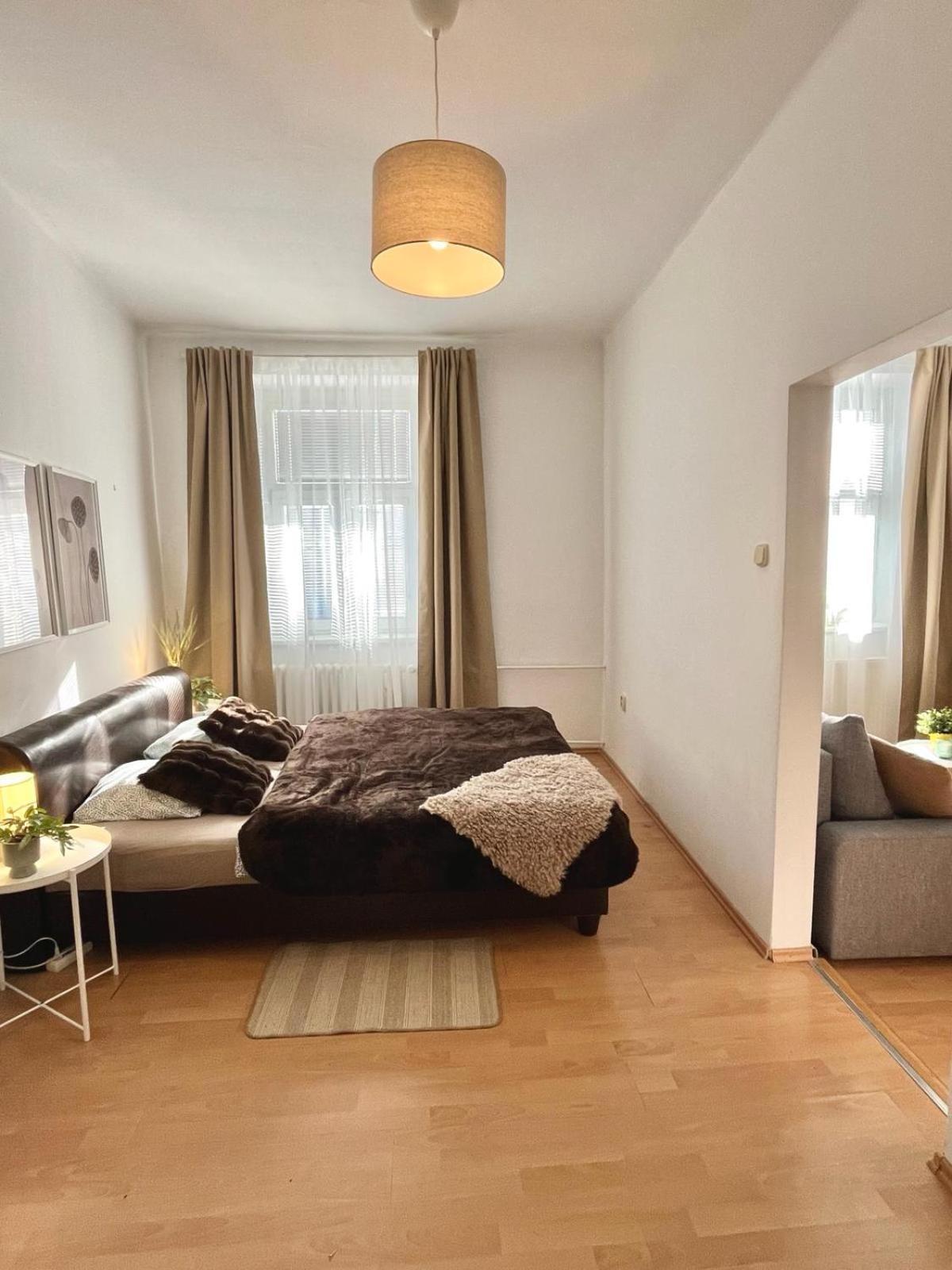 Apartment Caroline - Old Town, Ac Pozsony Kültér fotó